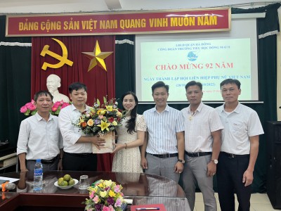 Trường Tiểu học Đồng Mai 2 tổ chức chương trình tọa đàm kỉ niệm ngày 20-10