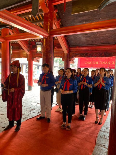 16bdb07e87ff5aa103ee