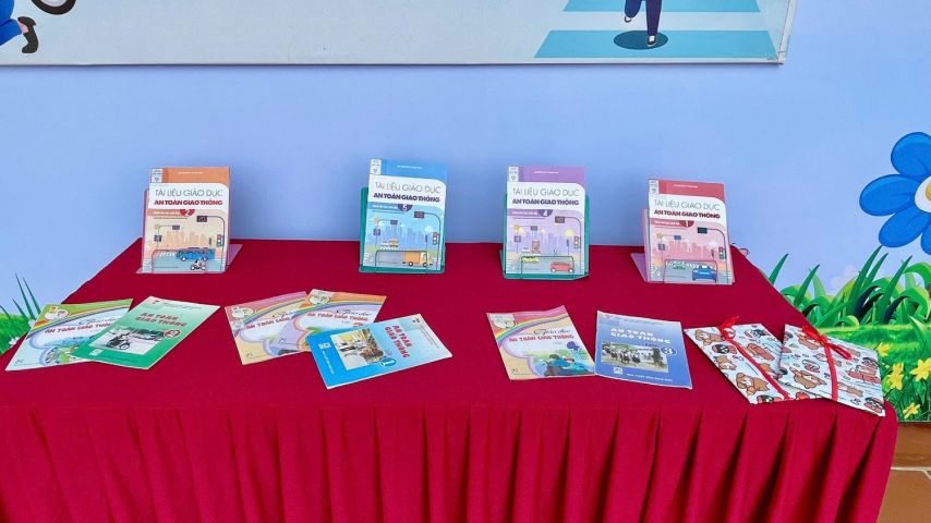 Z7046900950166 7cdc848bbe3f24e0a5e18006f721010b