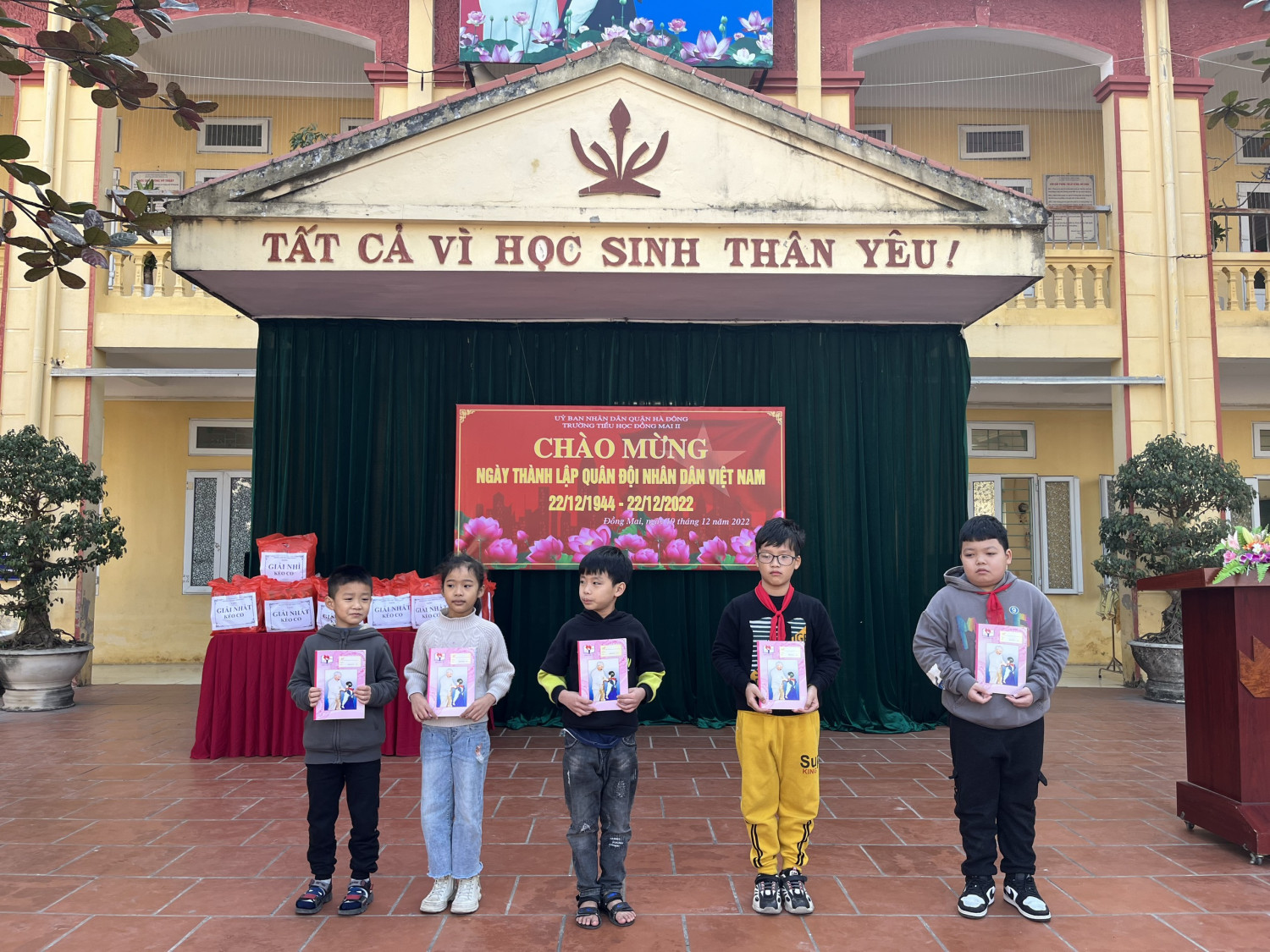 c2029a77a6147e4a2705