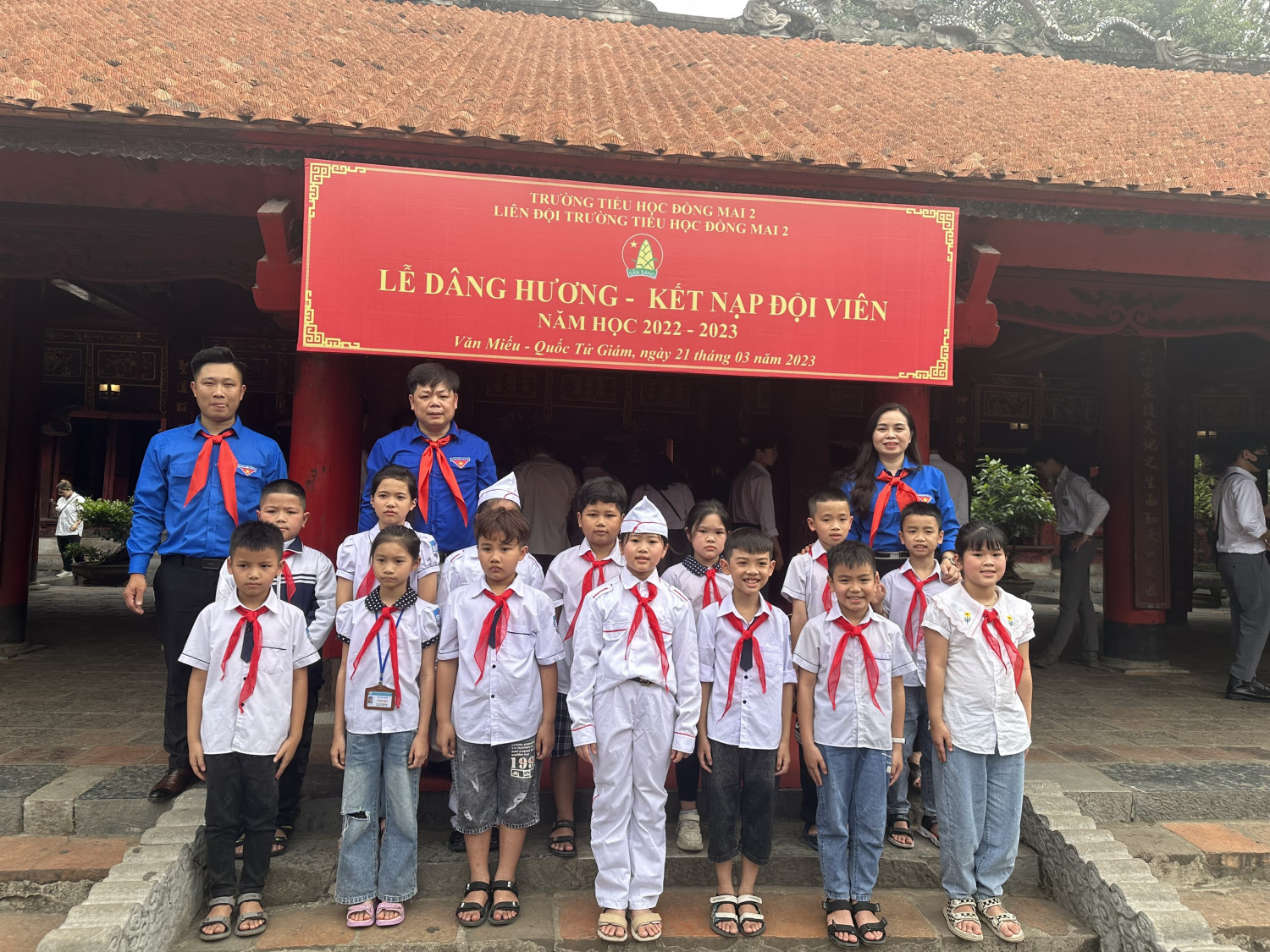 LỄ KẾT NẠP ĐỘI VIÊN MỚI