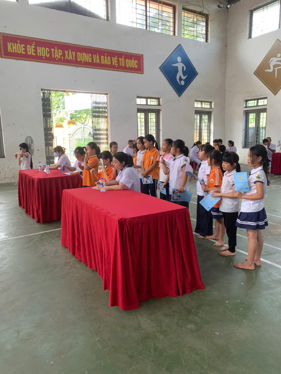 9ff172d9 3d5a 42e5 b0db 6a25306f3d94